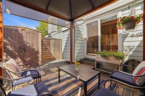 178 Courtyards E Windsor CA 95492