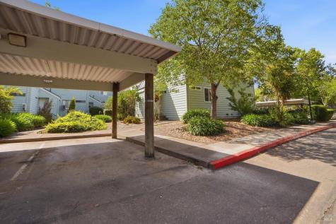 178 Courtyards E Windsor CA 95492
