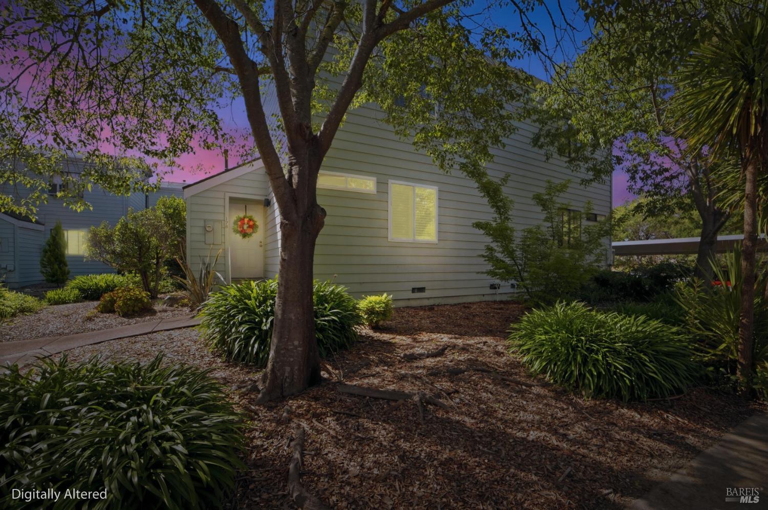 178 Courtyards E Windsor CA 95492