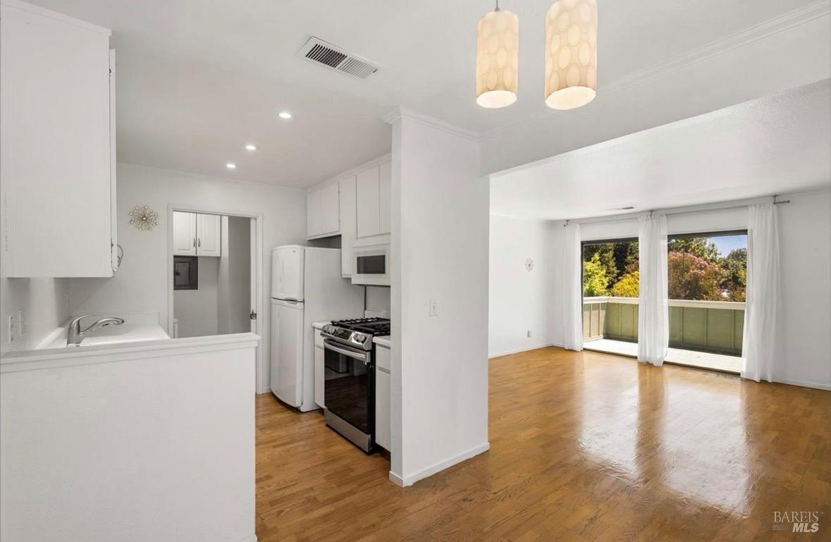 192 W Agua Caliente Road Sonoma CA 95476