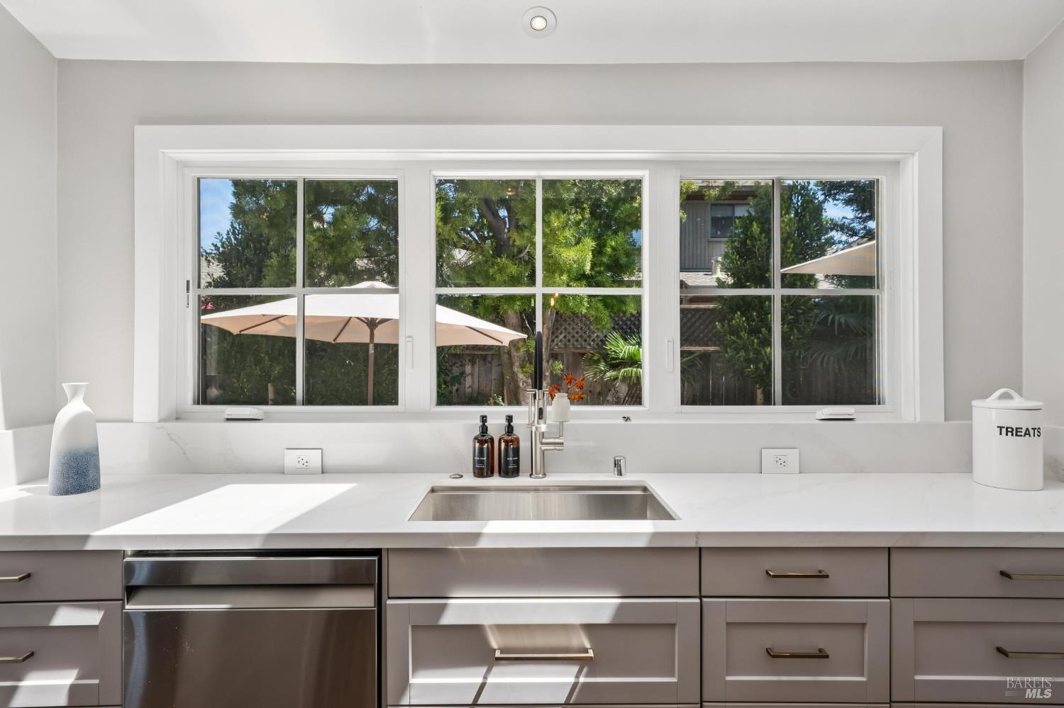 22 Hyannis Cove San Rafael CA 94901