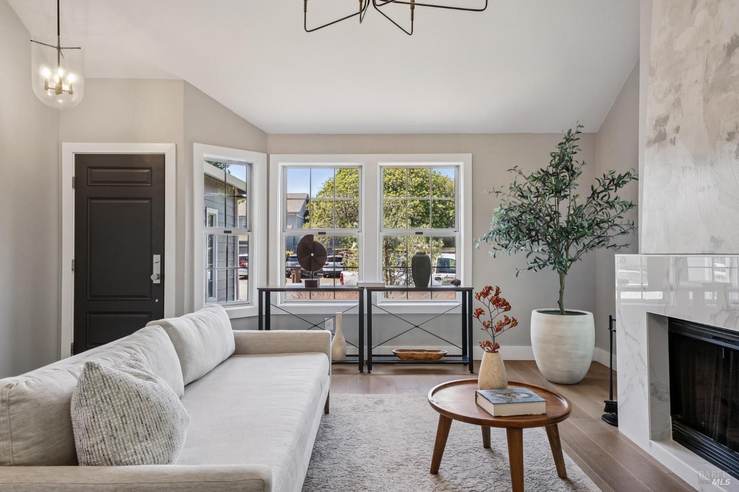 22 Hyannis Cove San Rafael CA 94901