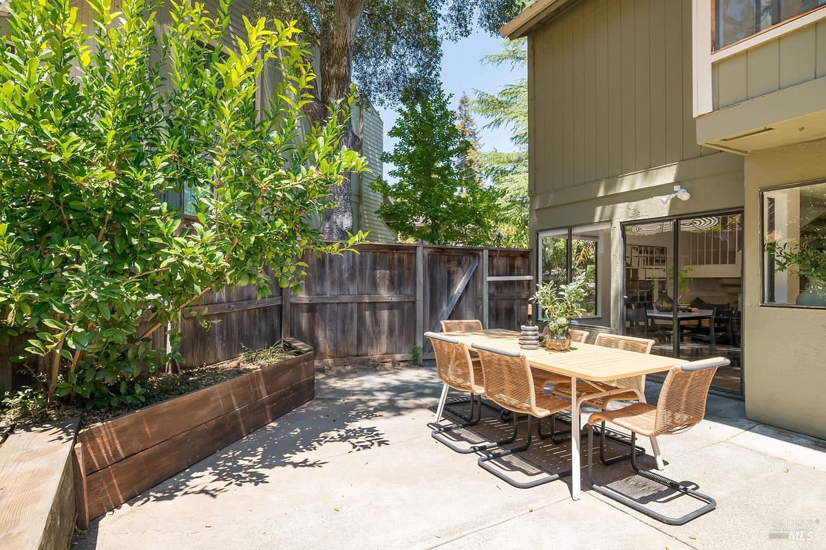 55 Sequoia Glen Lane Novato CA 94947