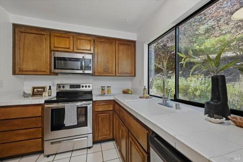 7 Josefa Court Novato CA 94949