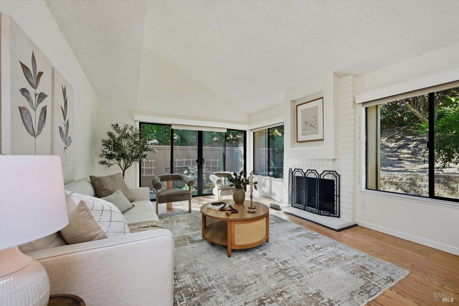 7 Josefa Court Novato CA 94949