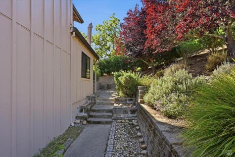 7 Josefa Court Novato CA 94949