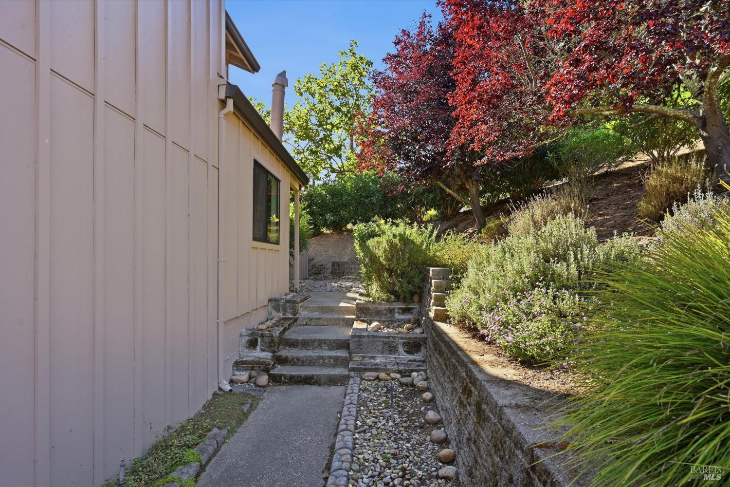 7 Josefa Court Novato CA 94949