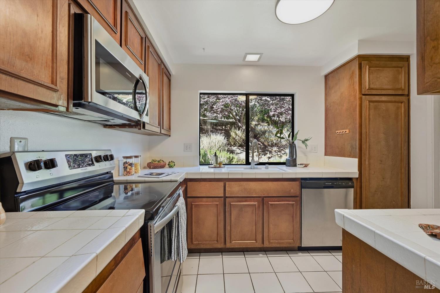 7 Josefa Court Novato CA 94949