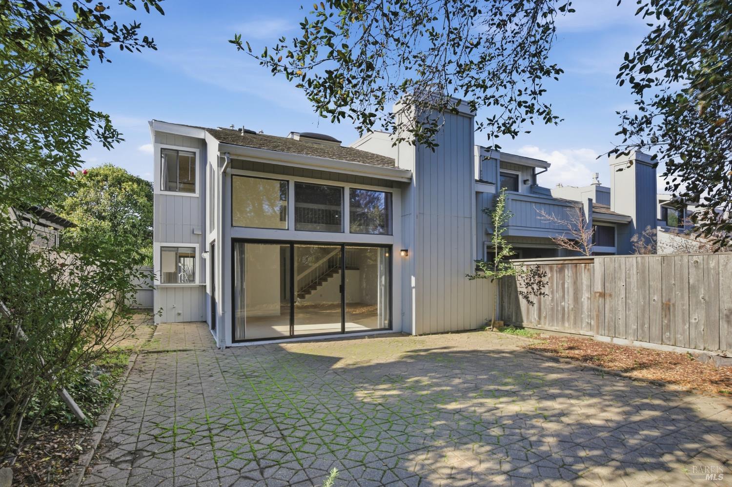 2700 Pike Drive Napa CA 94558