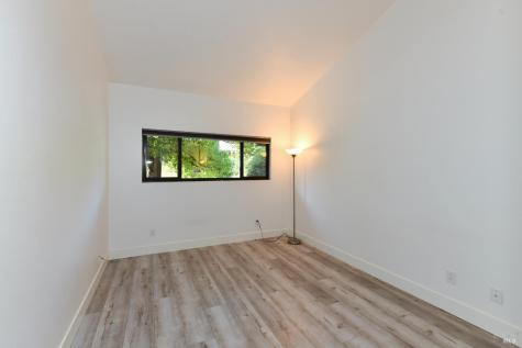 354 Los Alamos Road Santa Rosa CA 95409