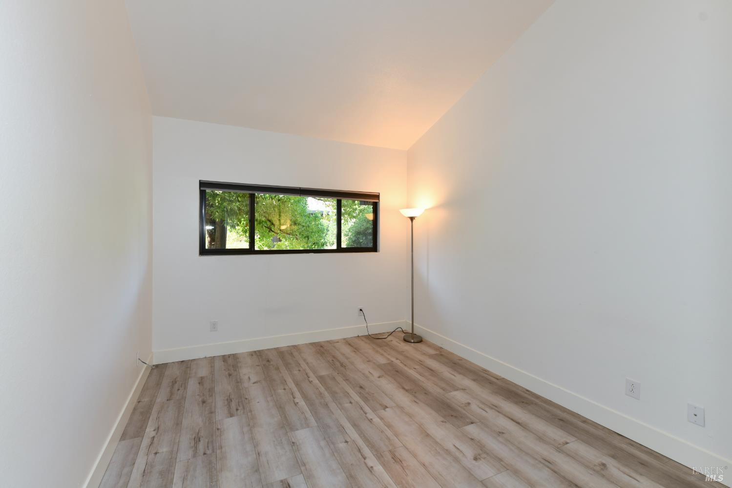354 Los Alamos Road Santa Rosa CA 95409