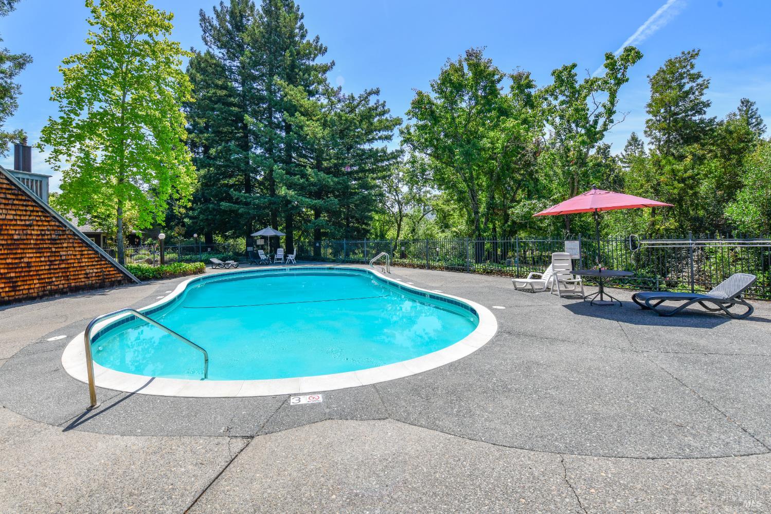 354 Los Alamos Road Santa Rosa CA 95409