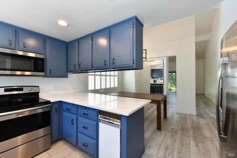 354 Los Alamos Road Santa Rosa CA 95409