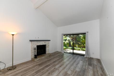 354 Los Alamos Road Santa Rosa CA 95409