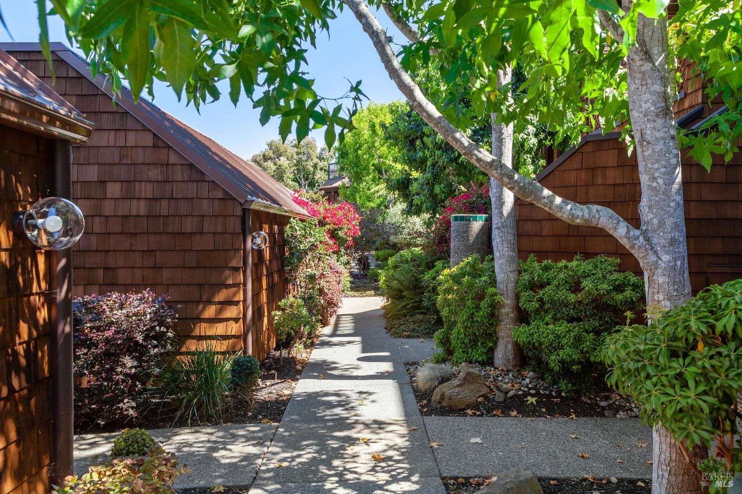 309 Paradise Drive Tiburon CA 94920