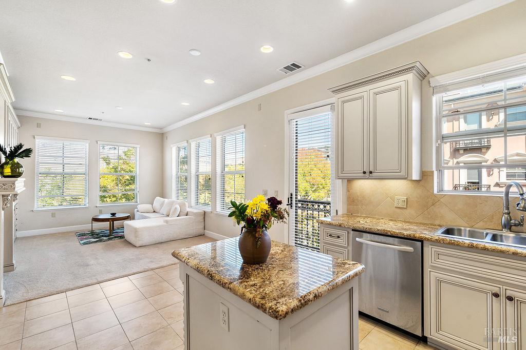 1118 Waltz Court Vallejo CA 94591