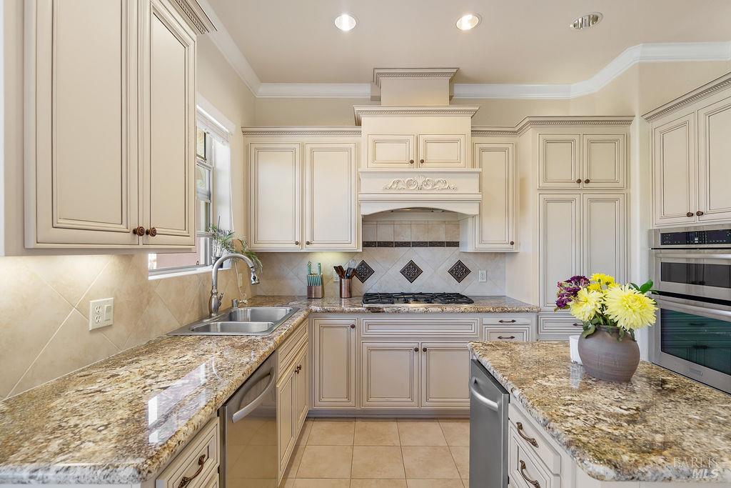 1118 Waltz Court Vallejo CA 94591