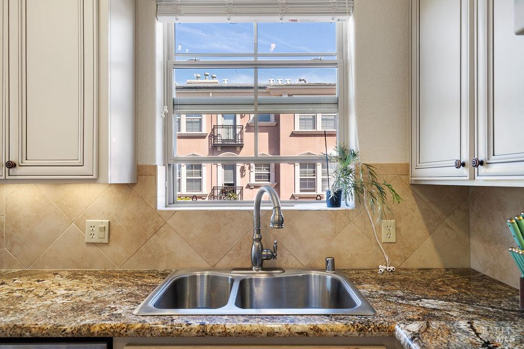 1118 Waltz Court Vallejo CA 94591