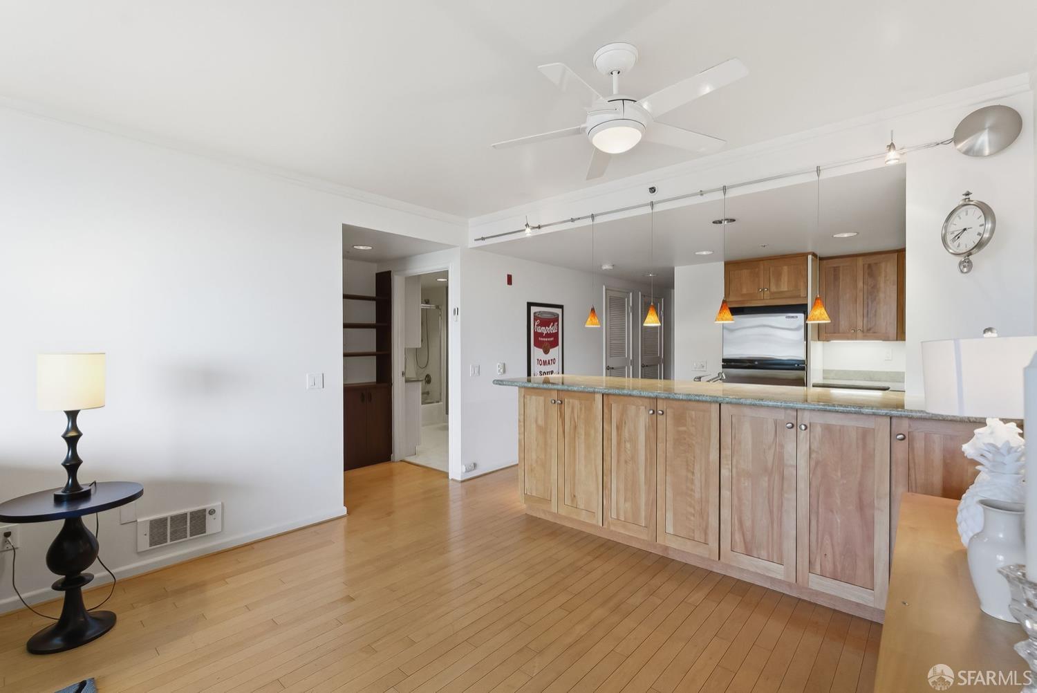 403 Main Street San Francisco CA 94105
