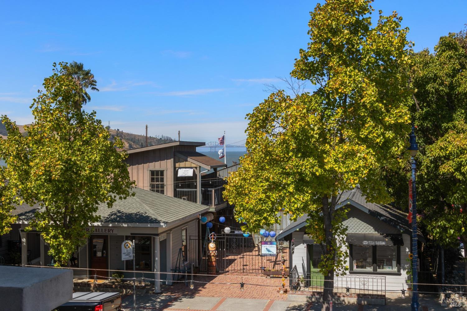 334 1st Street Benicia CA 94510