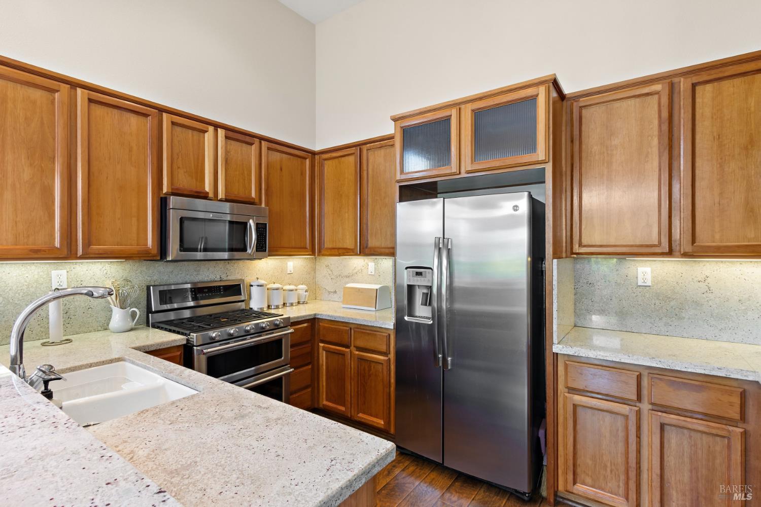 334 1st Street Benicia CA 94510