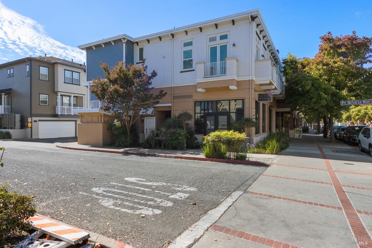 334 1st Street Benicia CA 94510