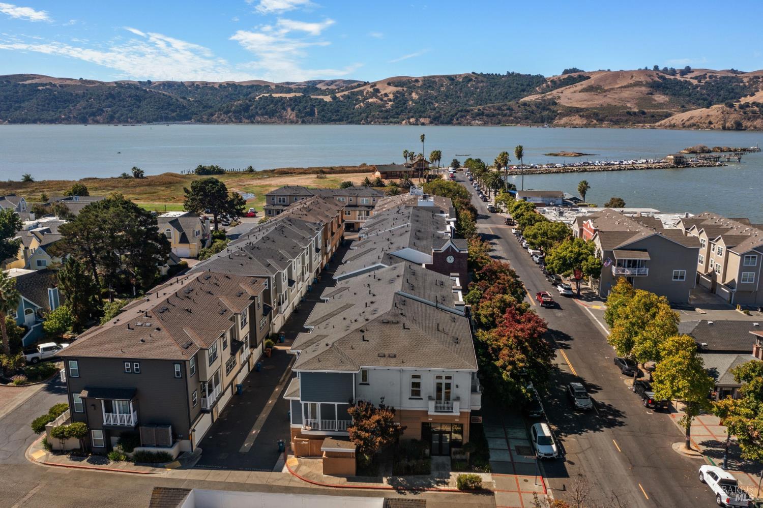 334 1st Street Benicia CA 94510
