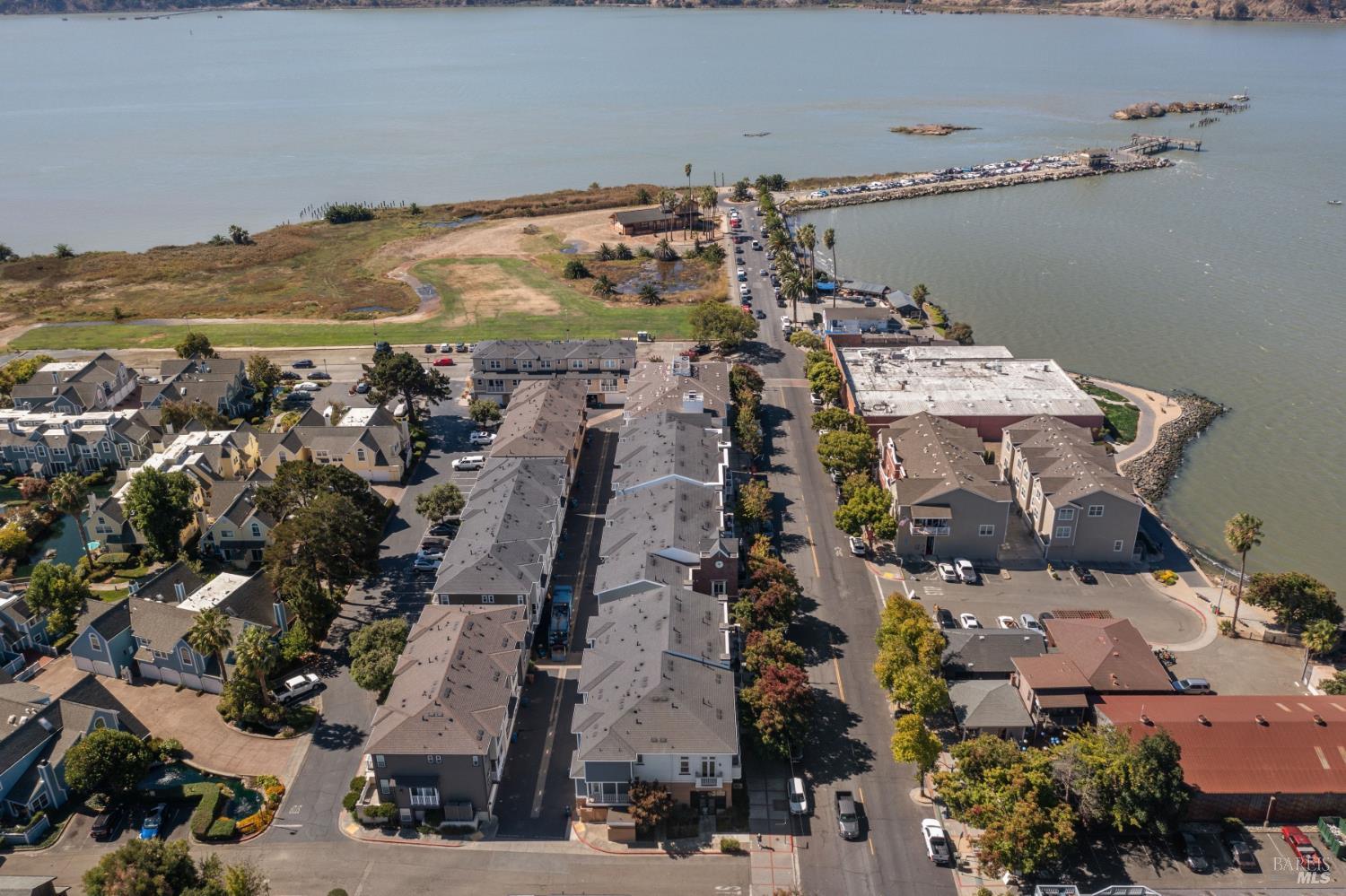 334 1st Street Benicia CA 94510