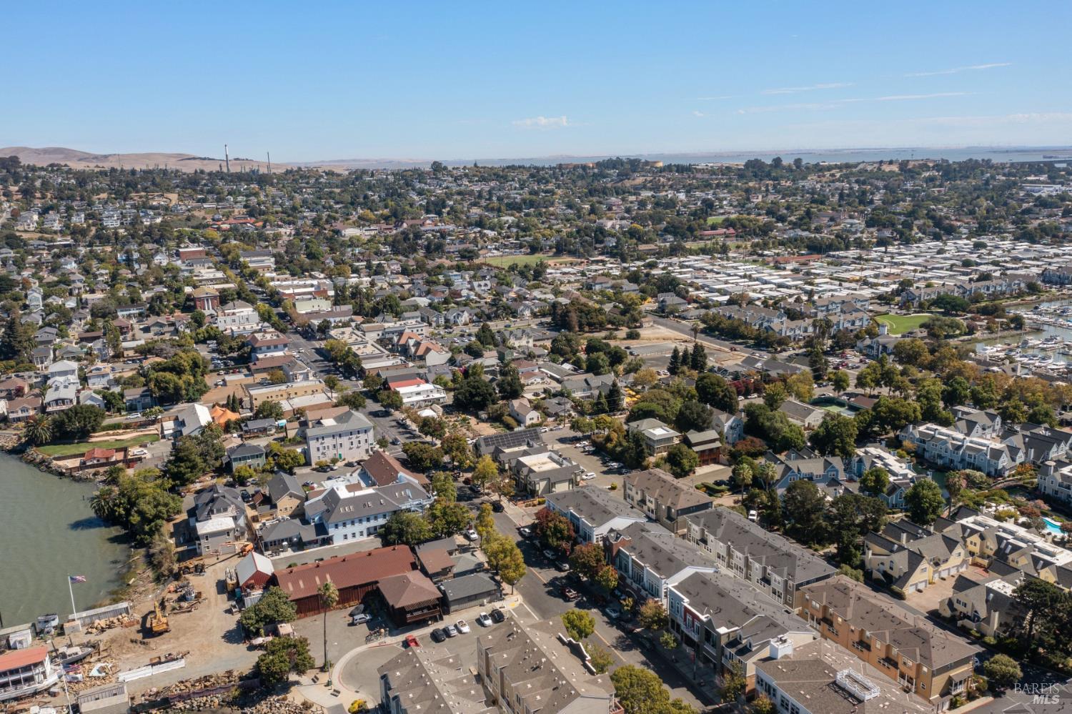 334 1st Street Benicia CA 94510
