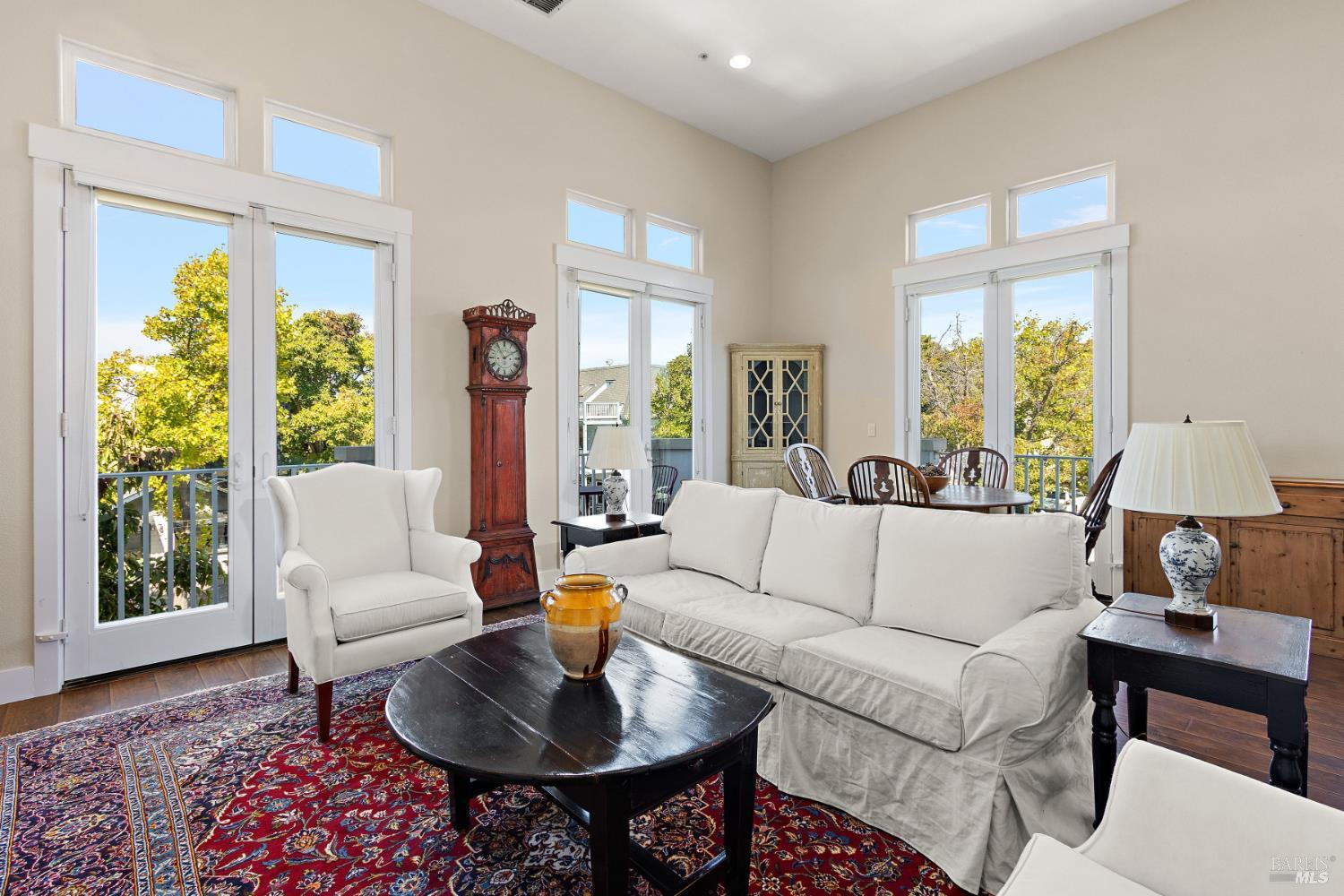 334 1st Street Benicia CA 94510