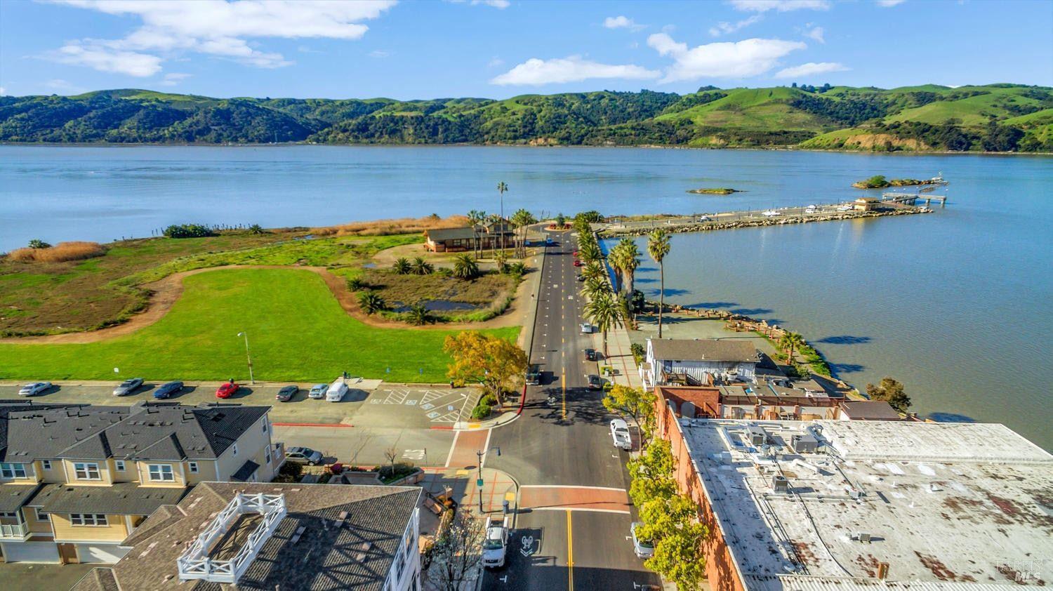 334 1st Street Benicia CA 94510