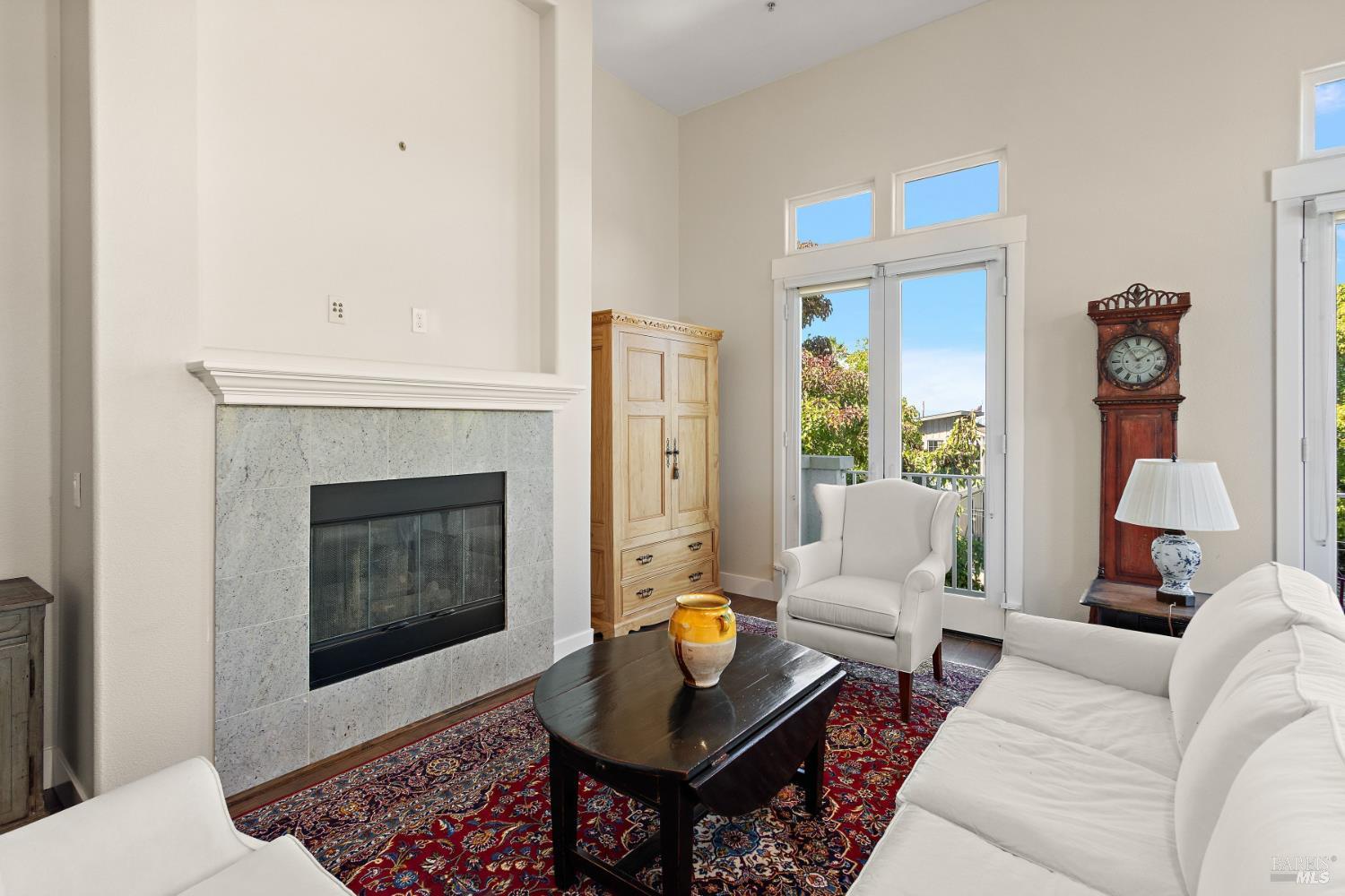 334 1st Street Benicia CA 94510