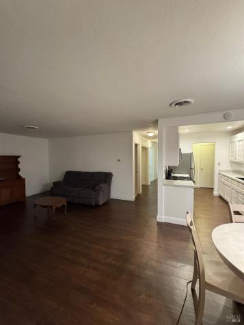 5270 El Mercado Parkway Santa Rosa CA 95403