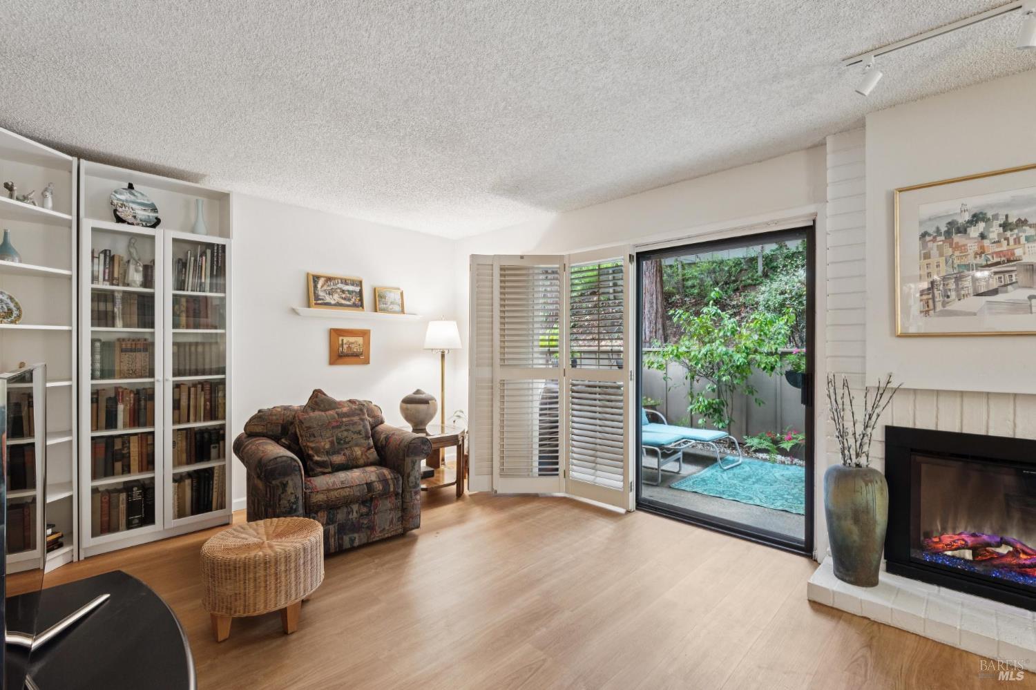 37 Prairie Falcon Drive Novato CA 94949