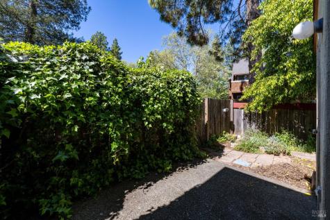 59 Redwood Court Santa Rosa CA 95409