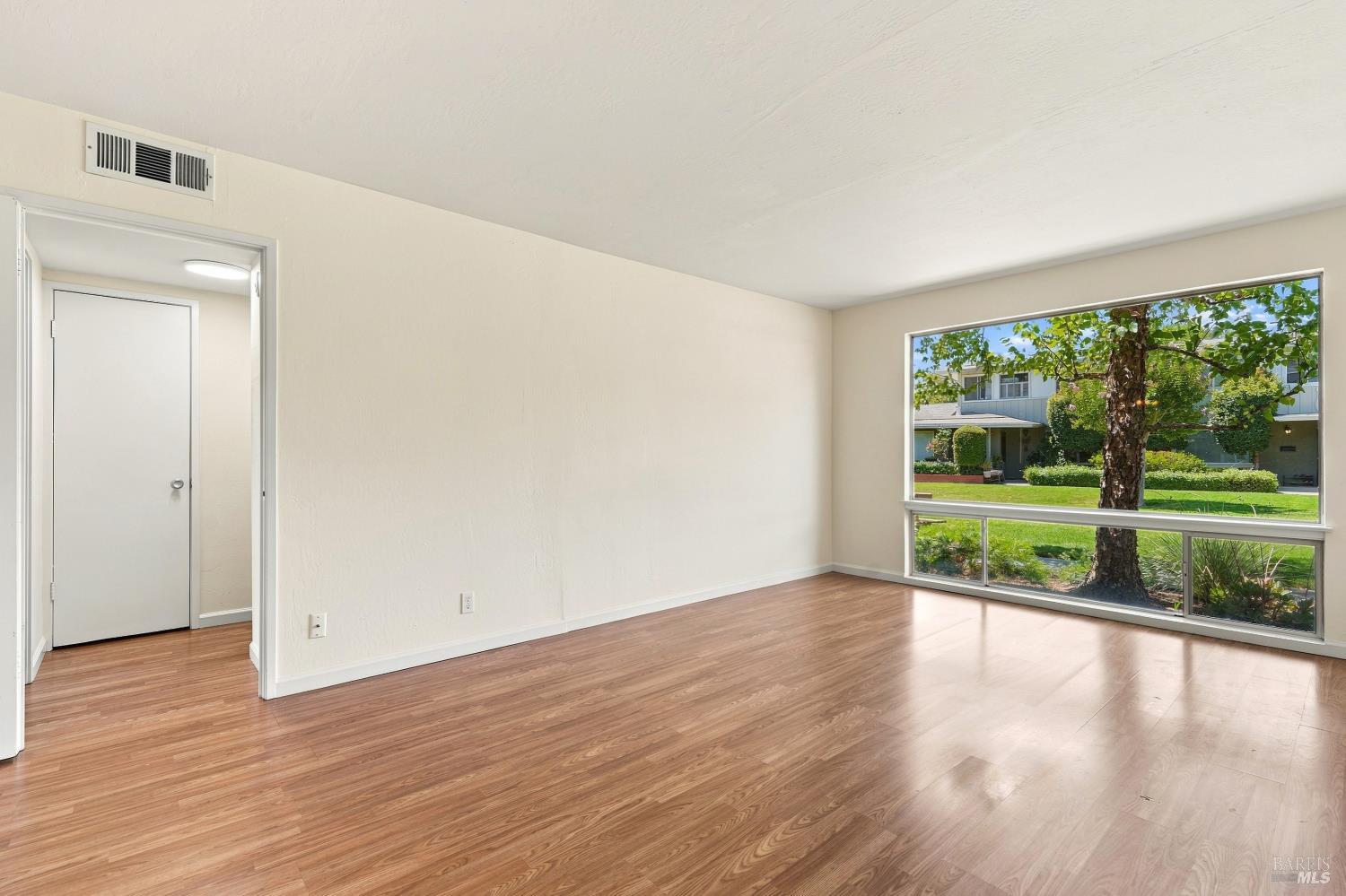1056 Los Gamos Road San Rafael CA 94903
