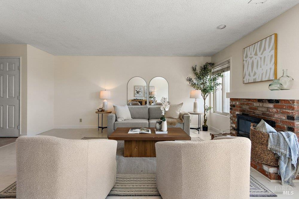 1492 London Circle Benicia CA 94510