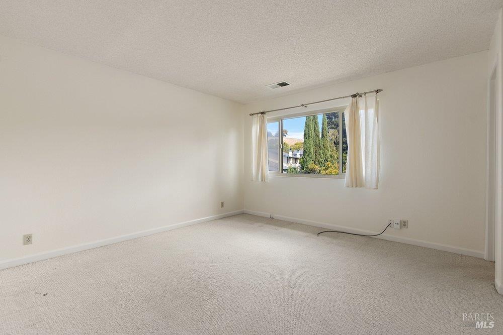 1492 London Circle Benicia CA 94510