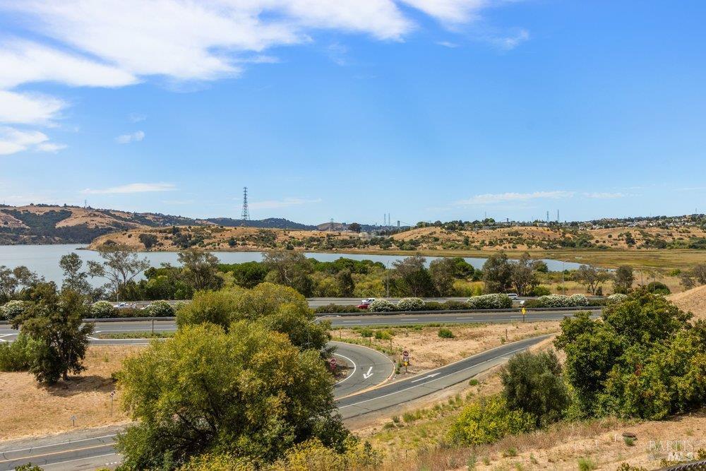 1492 London Circle Benicia CA 94510