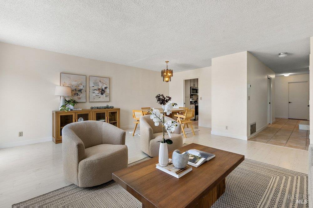 1492 London Circle Benicia CA 94510
