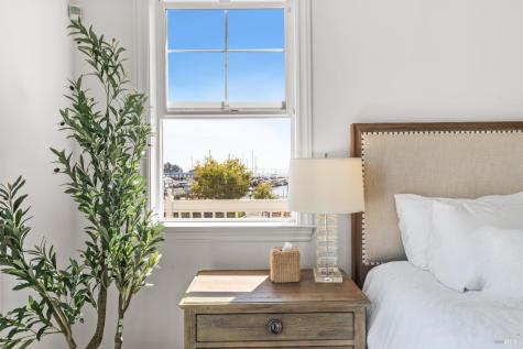 11 Bayharbor Way San Rafael CA 94901