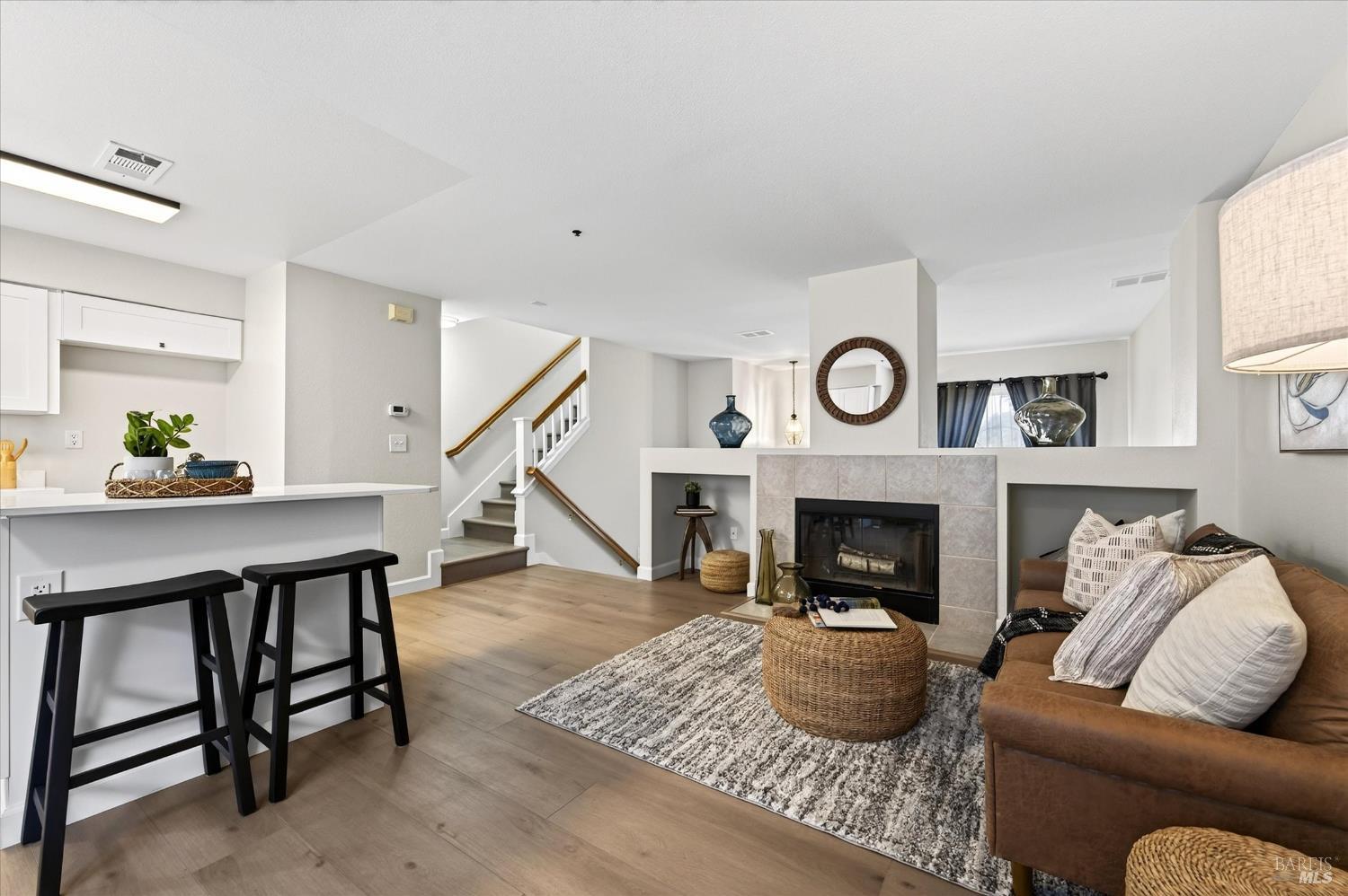 466 E E Street Benicia CA 94510
