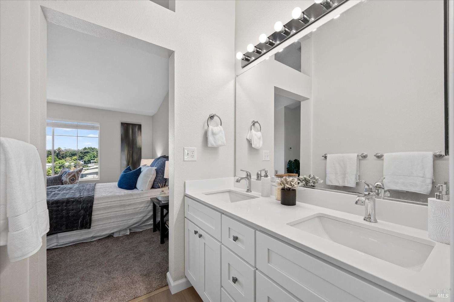 466 E E Street Benicia CA 94510