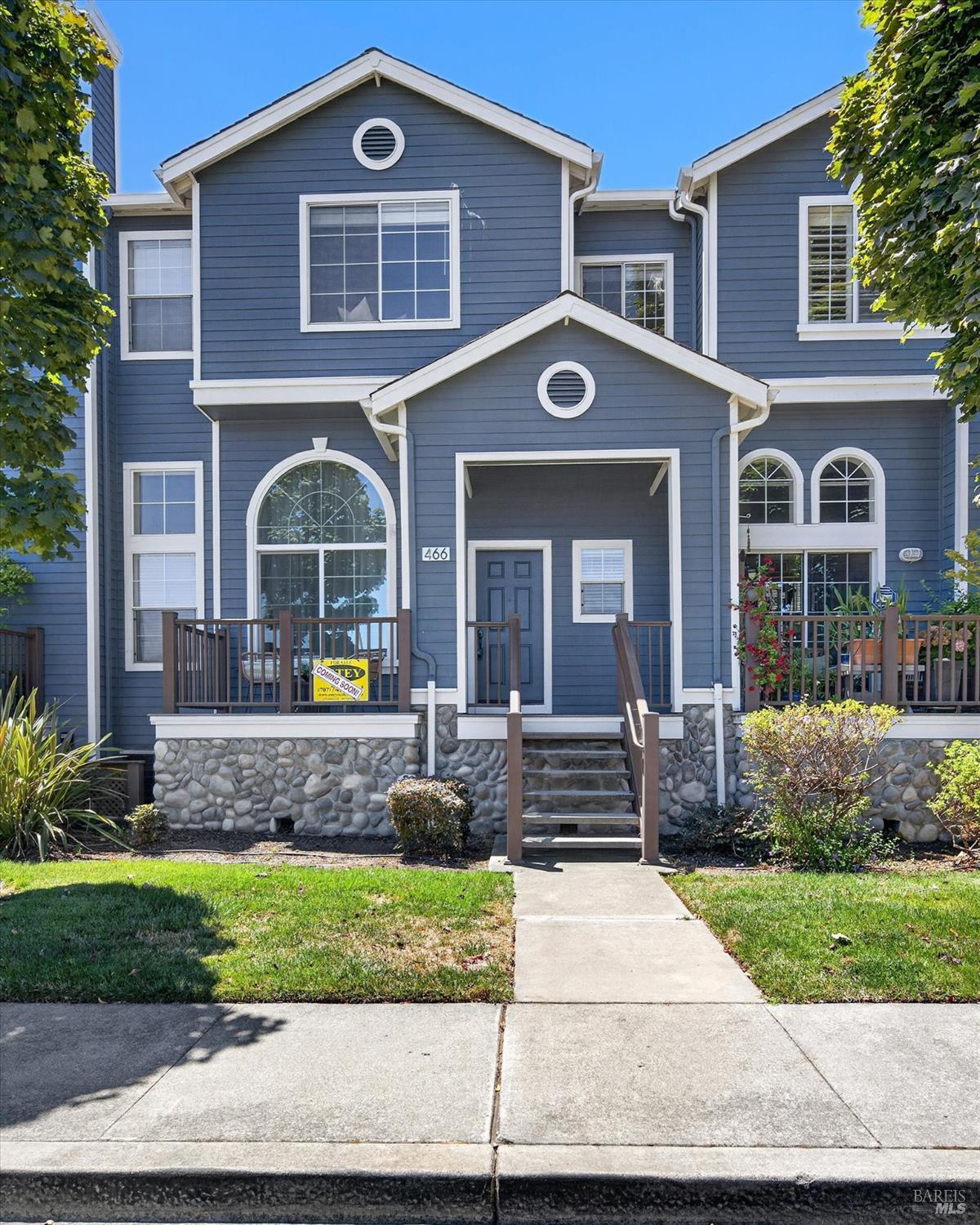 466 E E Street Benicia CA 94510