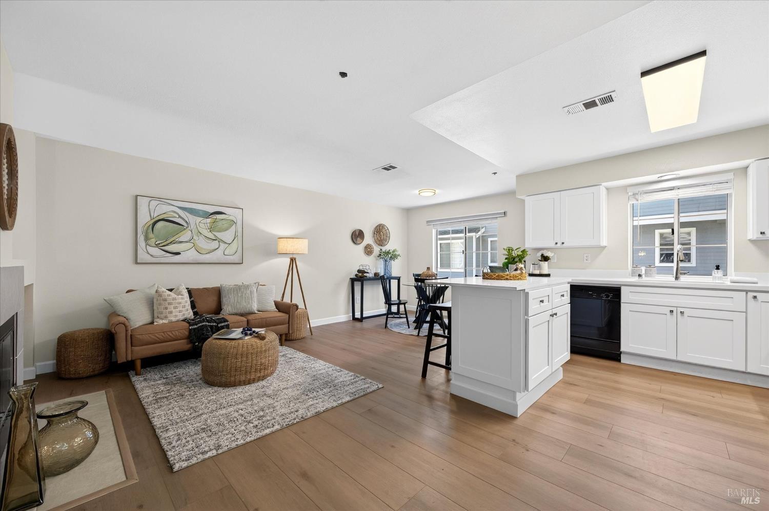 466 E E Street Benicia CA 94510