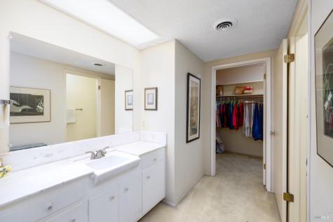 446 Las Casitas Court Santa Rosa CA 95403
