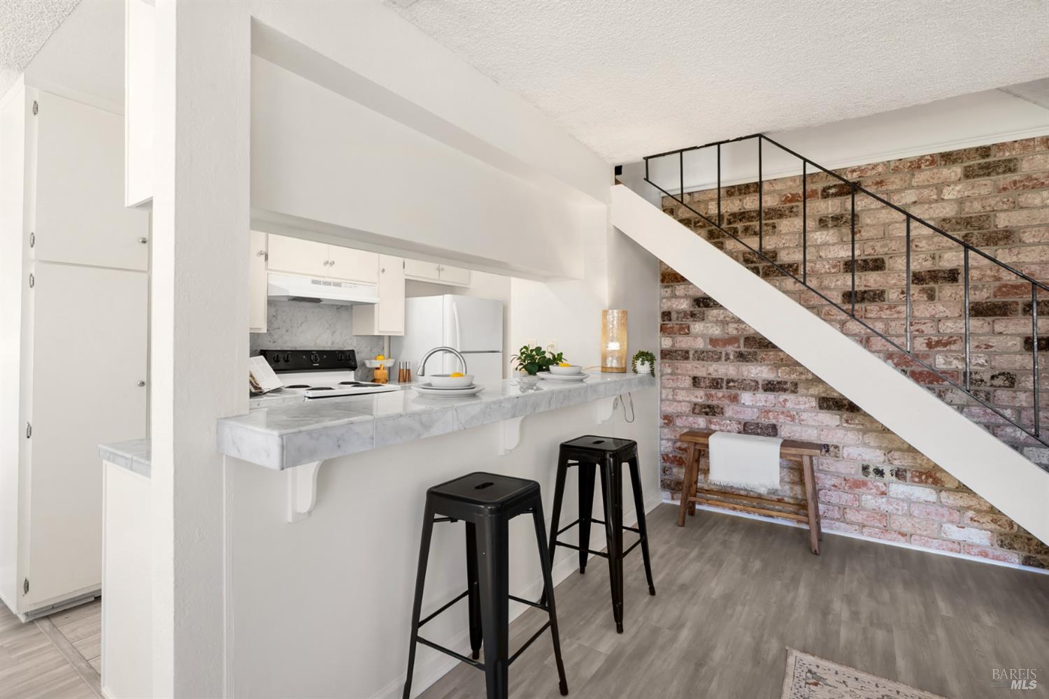 2515 Coffey Lane Santa Rosa CA 95403