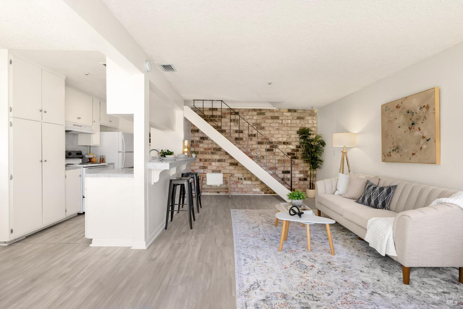 2515 Coffey Lane Santa Rosa CA 95403