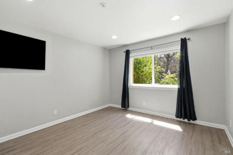 200 Foss Creek Circle Healdsburg CA 95448