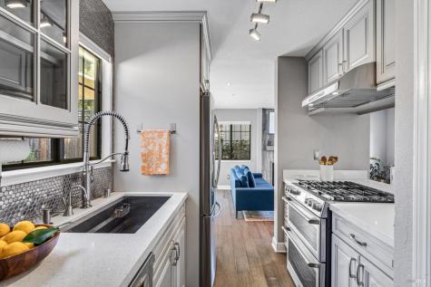 346 Piper Street Healdsburg CA 95448